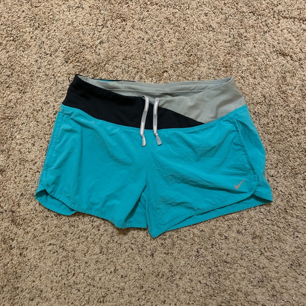 Women’s Nike Shorts👏🏽
